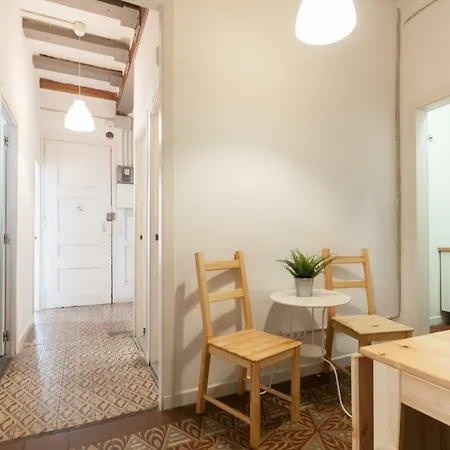 Gopal-comfortable Cozy For Groups In Gracia Apartament *